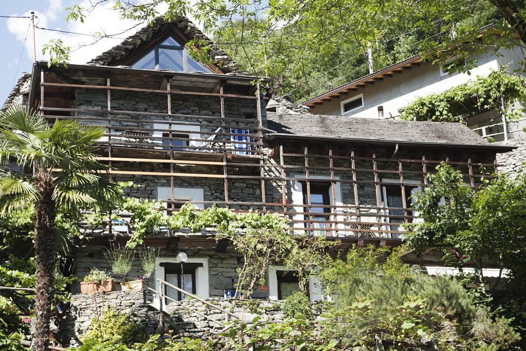 Rustici Della Verzasca Ferien Maison d'hôtes 3*